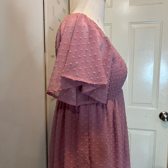 Elegant Pink Maxi Dress - Picture 4 of 11